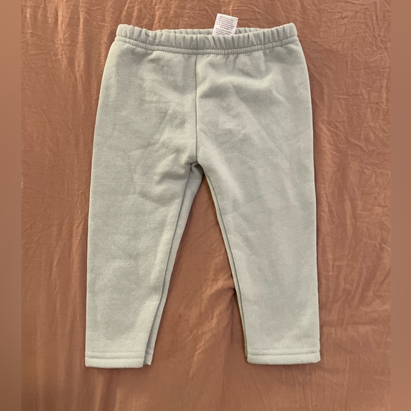 Lila & Jack 2 Piece set. Zip up jacket & sweat pants. - Picture 6 of 6